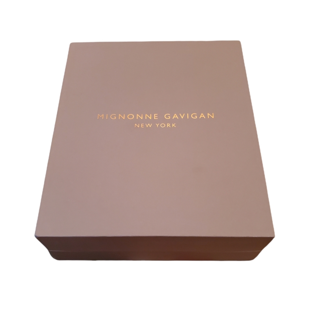 Mignonne Gavigan box